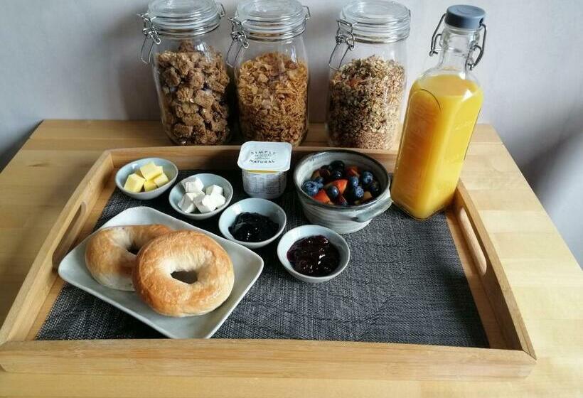 Hot Water Beach Lookout B&b