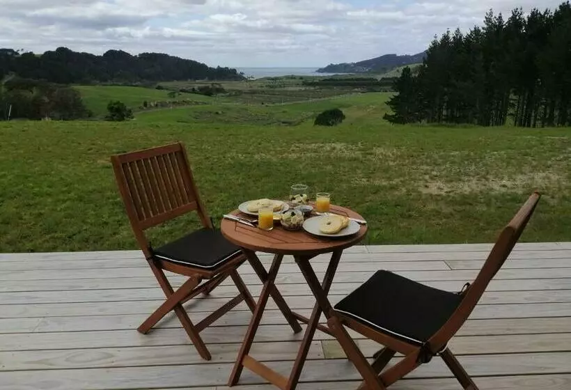 Hot Water Beach Lookout B&b