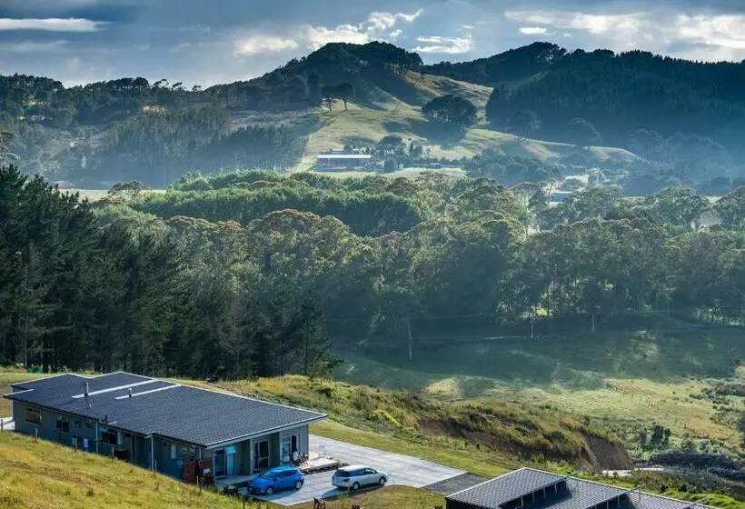 Hot Water Beach Lookout B&b