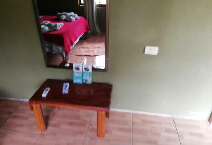 酒店 Pez Espada Tours Y Cabinas