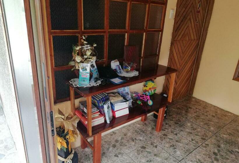 酒店 Pez Espada Tours Y Cabinas