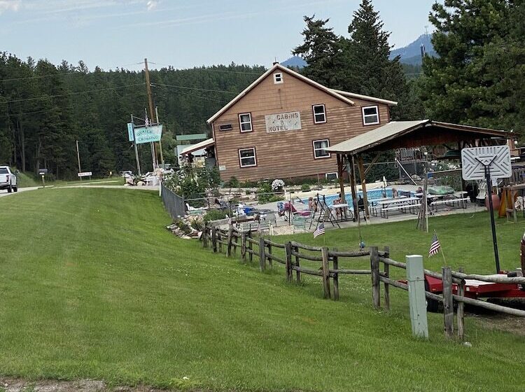 모텔 Black Hills Cabins At Quail S Crossing