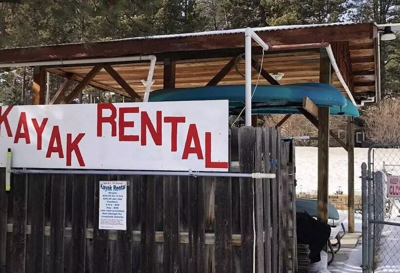 モーテル Black Hills Cabins At Quail S Crossing