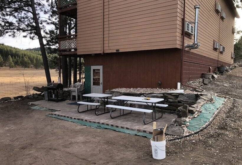 모텔 Black Hills Cabins At Quail S Crossing