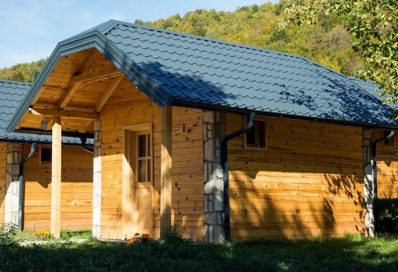 Outdoor Resort Tarasport