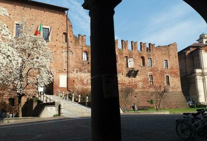 بنسيون Casa Zazalica