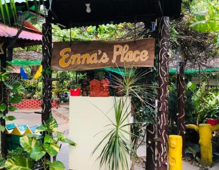 Pensão Enna S Place