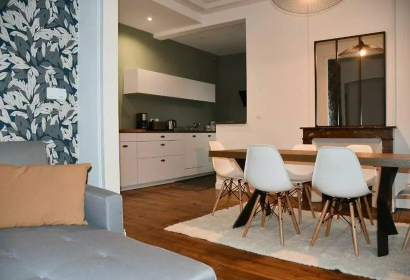 ペンション Maison Bourgeoise Haussmannienne   Gîtes De France