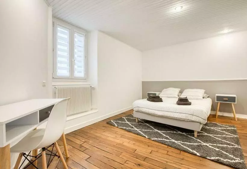 ペンション Maison Bourgeoise Haussmannienne Gîtes De France