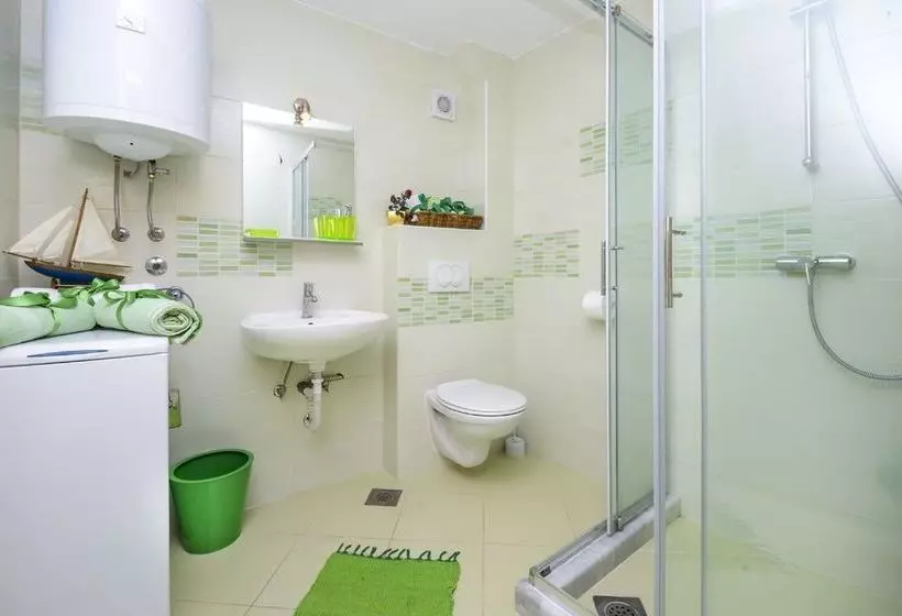 Отель Apartments Plaza