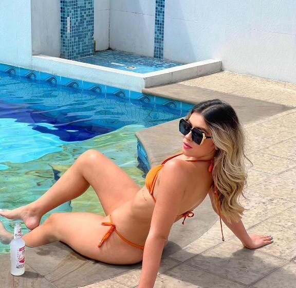 هتل Buena Vista Express