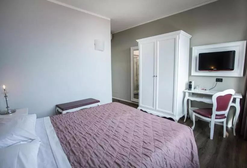 בית מלון כפרי Degli Oleandri