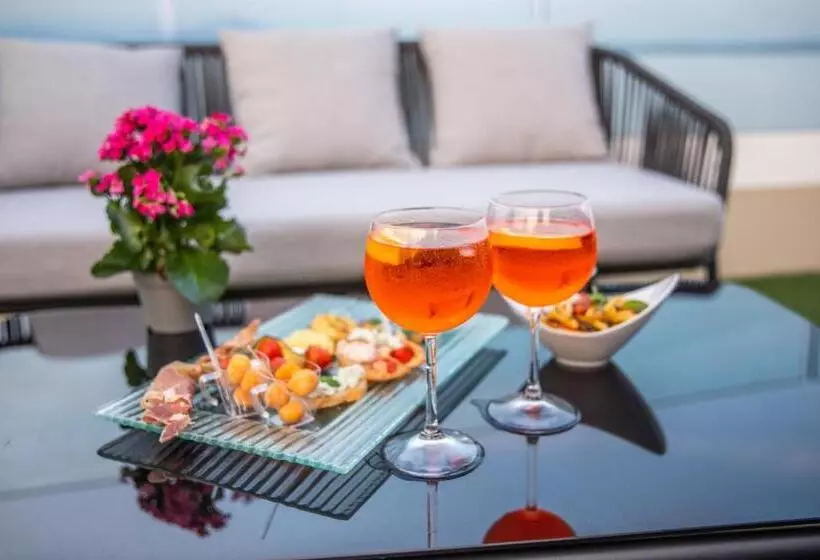 בית מלון כפרי Degli Oleandri