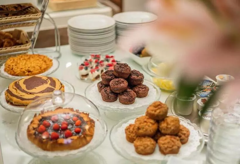 בית מלון כפרי Degli Oleandri