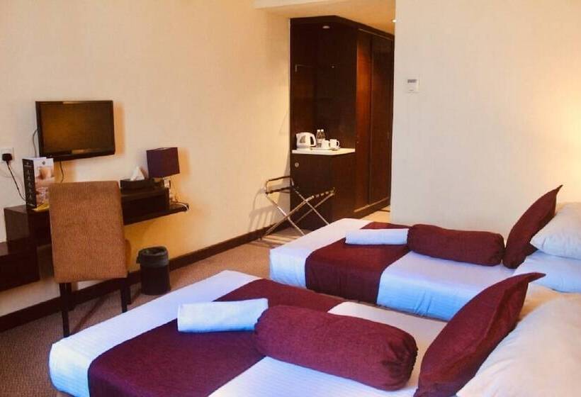 Отель The Grand Puteri