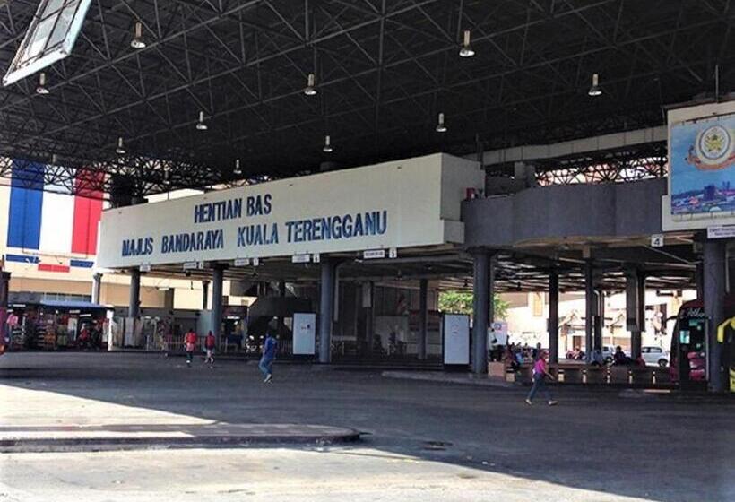 Отель The Grand Puteri