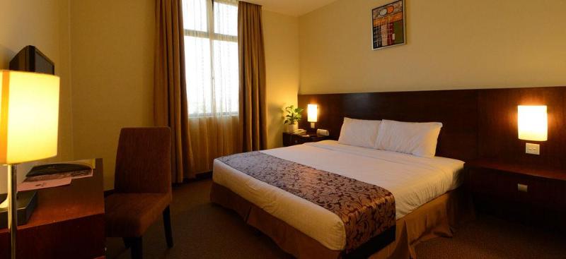 Отель The Grand Puteri