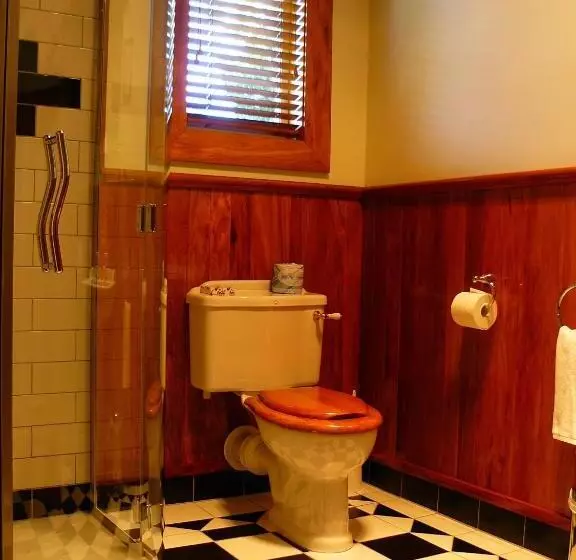 בית מלון כפרי Holly Homestead B&b