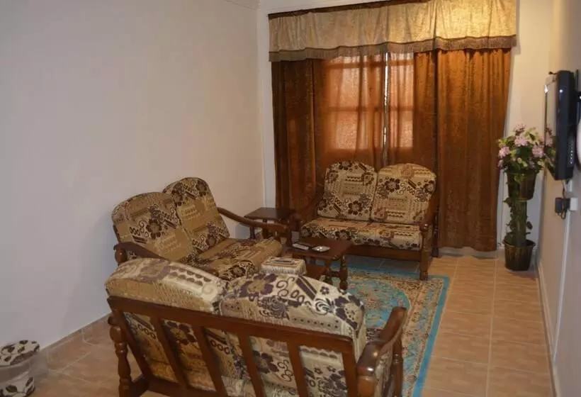 酒店 Leader Apartments 1