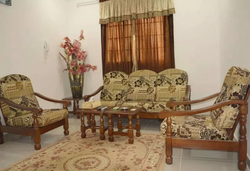 酒店 Leader Apartments 1