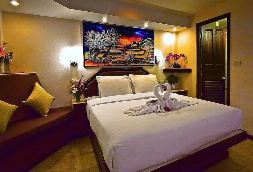 Hotelli Paradise Inn