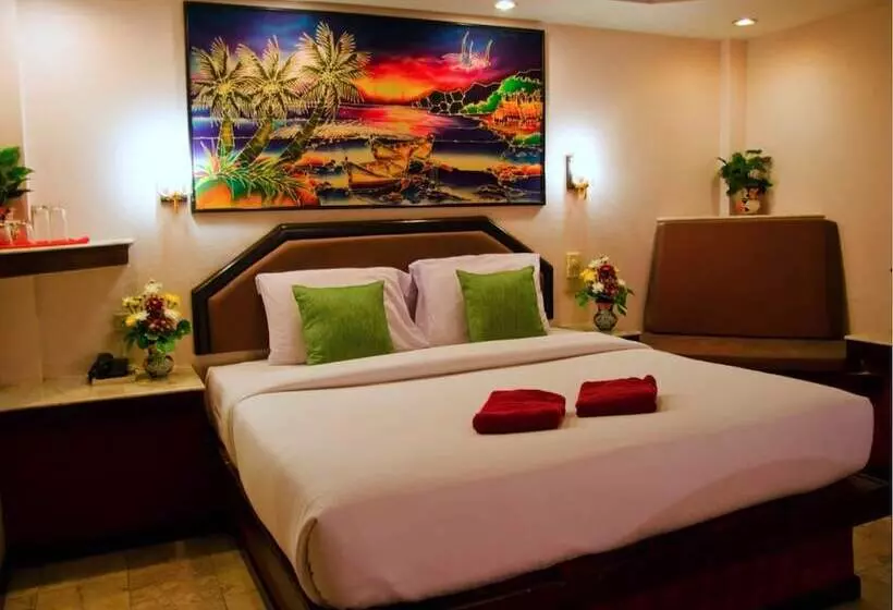 Hotelli Paradise Inn