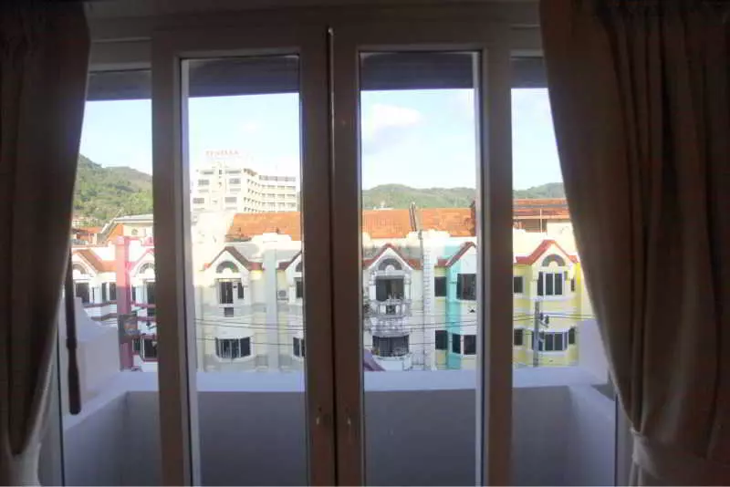 Hotelli Paradise Inn