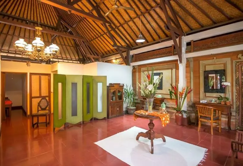 ホテル Chakra Living Ubud