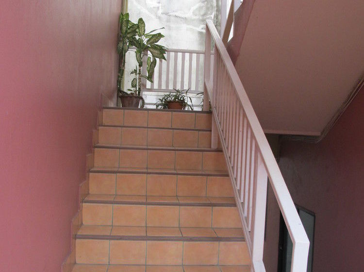 فندق Rinya House