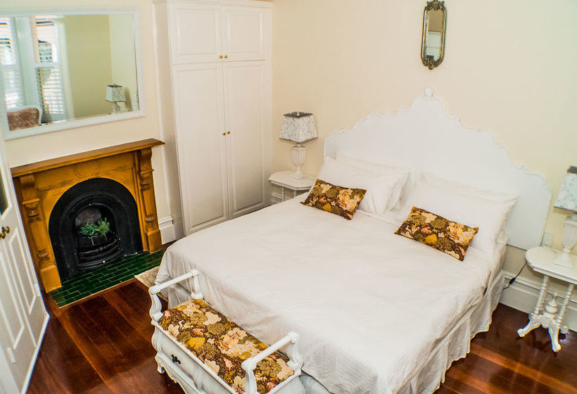 בית מלון כפרי South Beach Bed & Breakfast