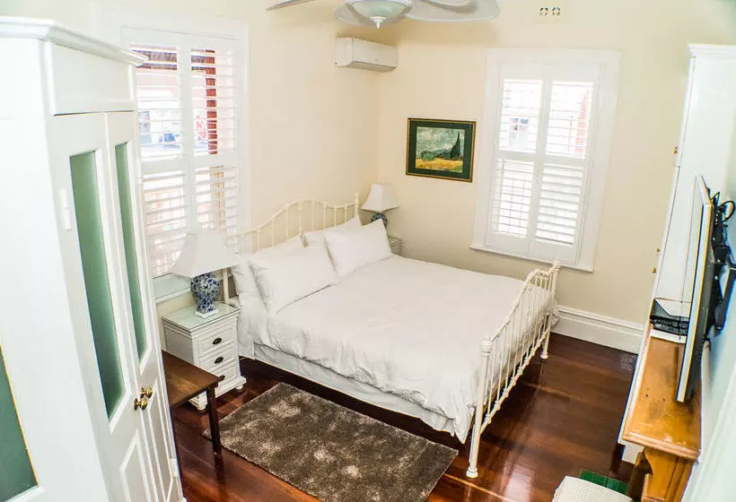 호텔 South Beach Bed & Breakfast