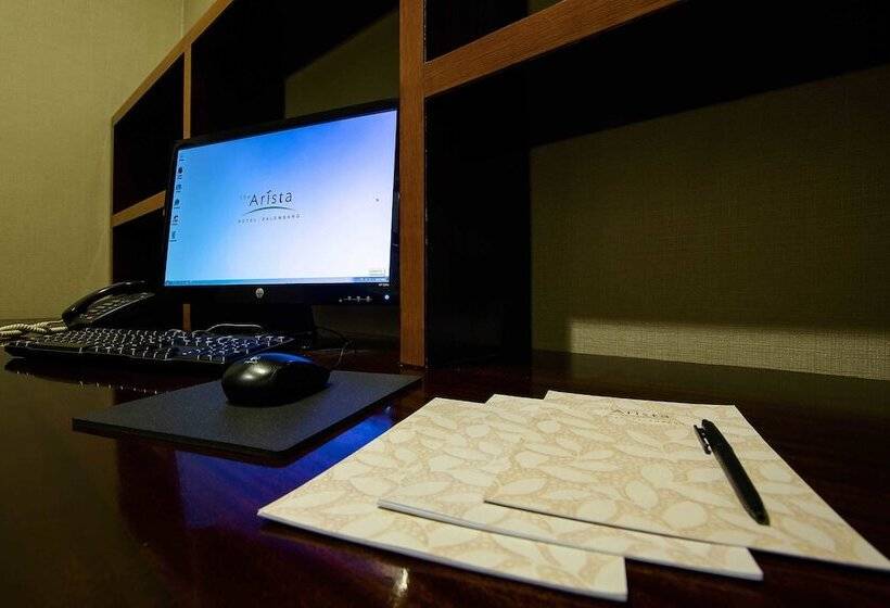 בית מלון כפרי The Arista