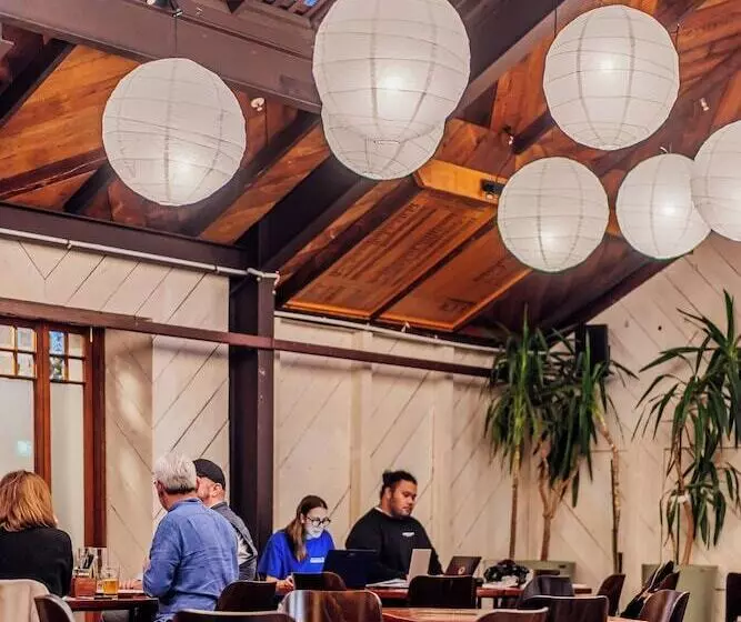 酒店 The Cambridge