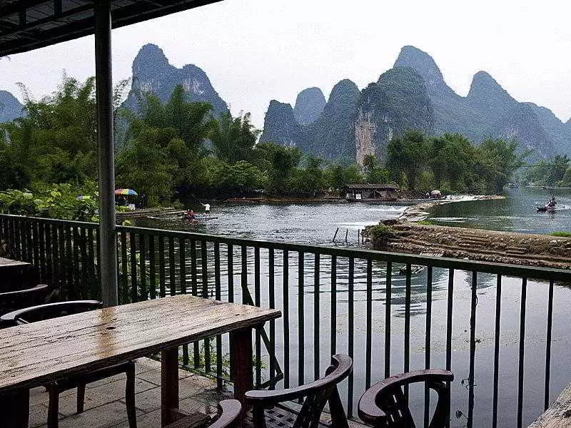 ホテル Yangshuo Dragon River Retreat