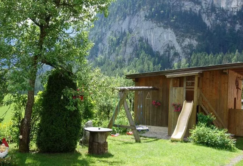 ユースホステル Gasthof Dietrichshorn