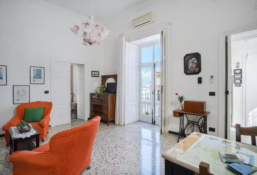 ベッドアンドブレックファースト La Casa Nel Cortile