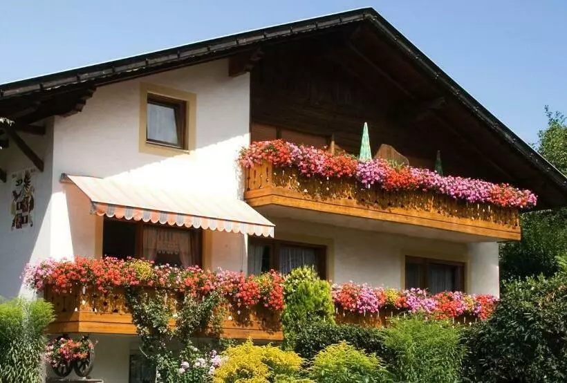 Ferienwohnungen Parth