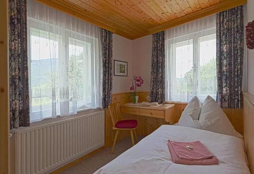 ホテル Moserhof