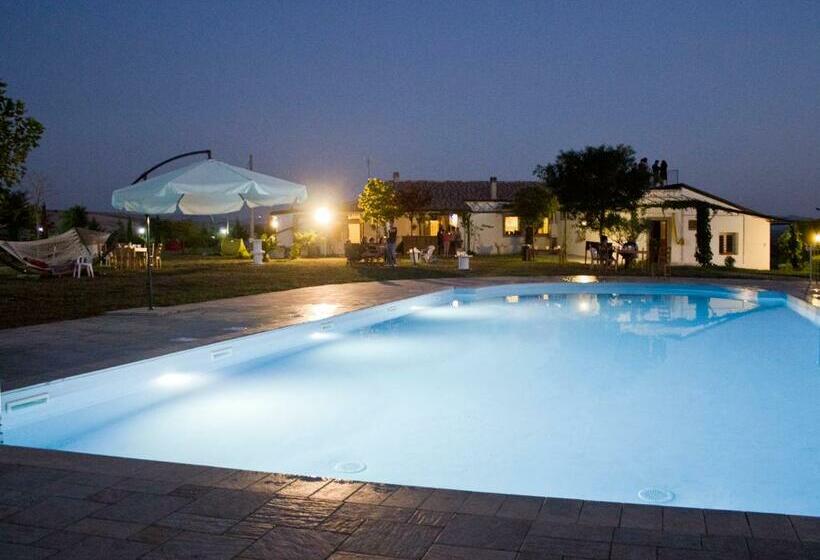 בית מלון כפרי Villa Lancellotti