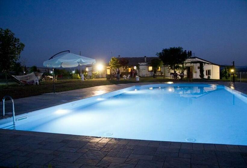 בית מלון כפרי Villa Lancellotti