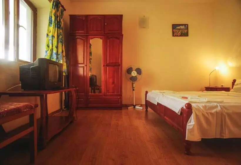 پانسیون Guest House Yoanna