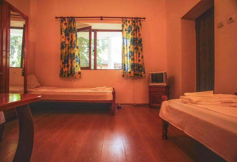 פנסיון Guest House Yoanna