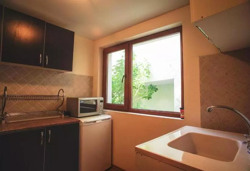 پانسیون Guest House Yoanna