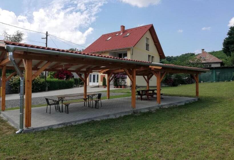 Пансион Lótuszvirág Vendégház