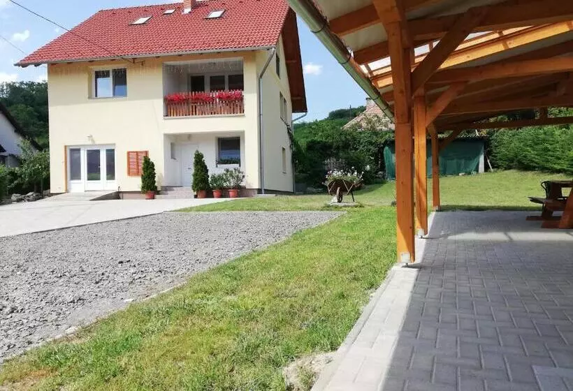 Majatalo Lótuszvirág Vendégház