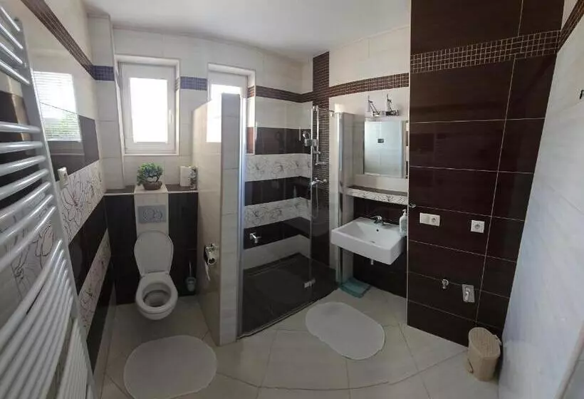 Majatalo Privat Agnesa