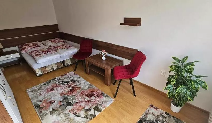 Majatalo Privat Agnesa