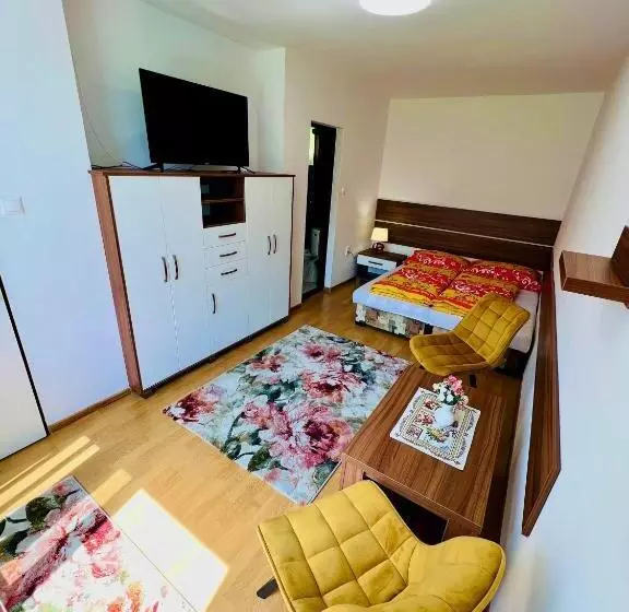 Majatalo Privat Agnesa