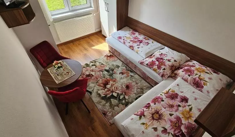 Majatalo Privat Agnesa