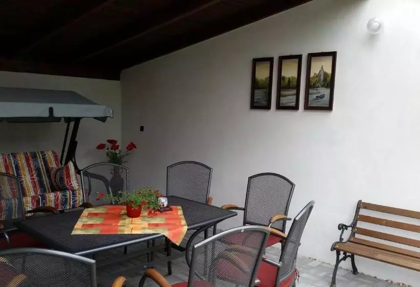 Majatalo Privat Agnesa